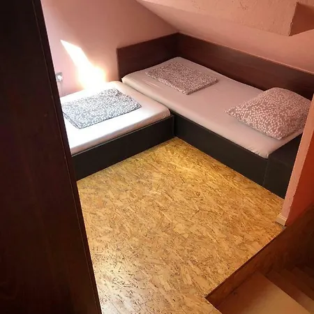 Stalca Apartmán *